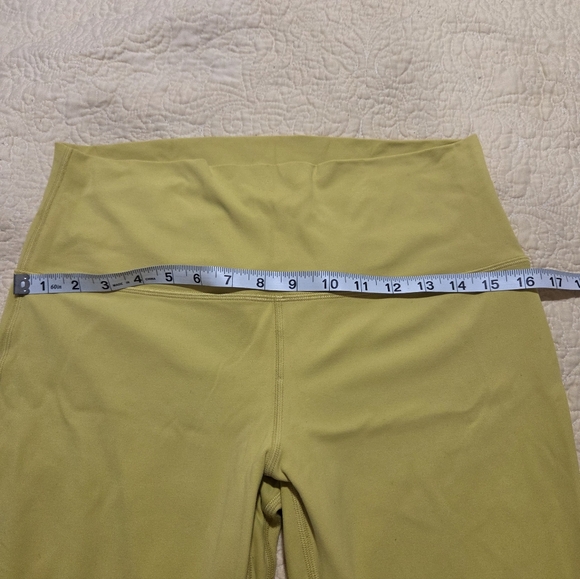 Lululemon Athletica Vibrant Yellow Leggings - Picture 7 of 8